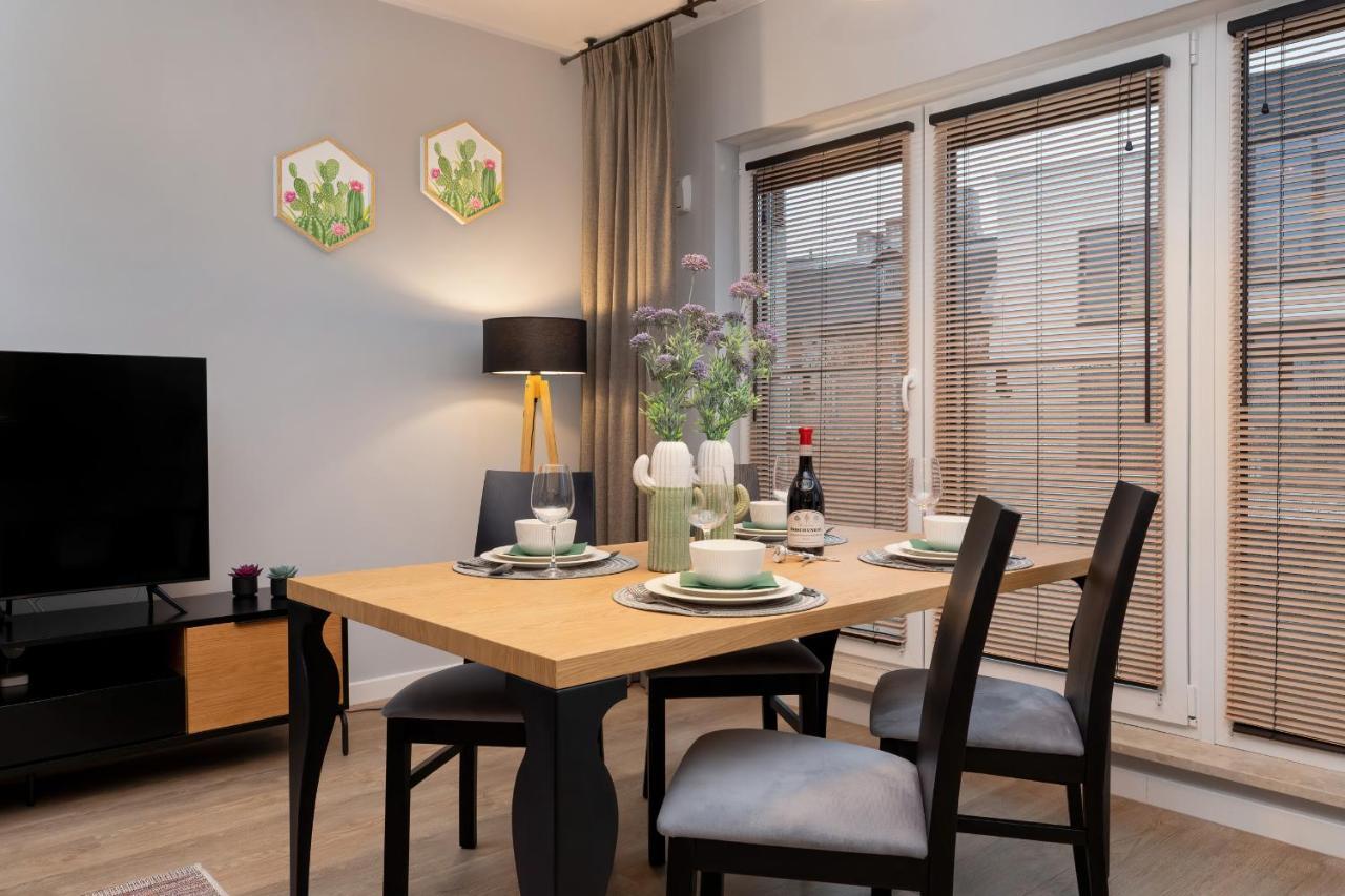 Exclusive Apartments Mostowa By Renters Prestige Poznań Esterno foto